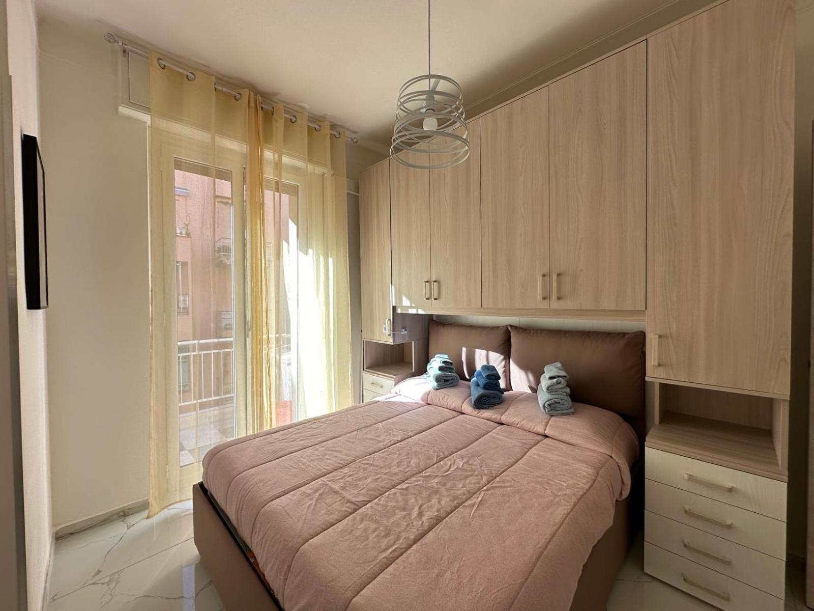 Wh - Dolce Vita - Bilocale - 5 Minuti Dal Centro - Parcheggio Gratuito - Wifi 圣雷默 外观 照片